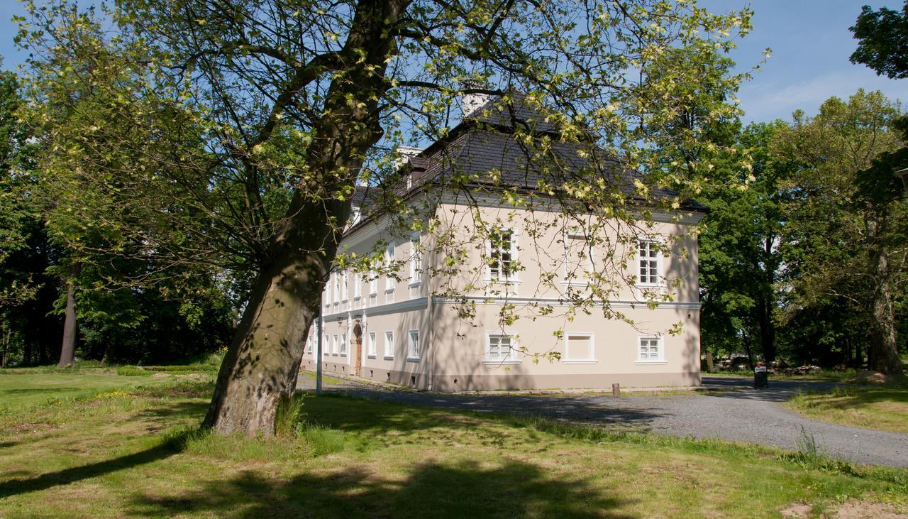 Hotel Zamek Jeseník nad Odrou Exterior foto